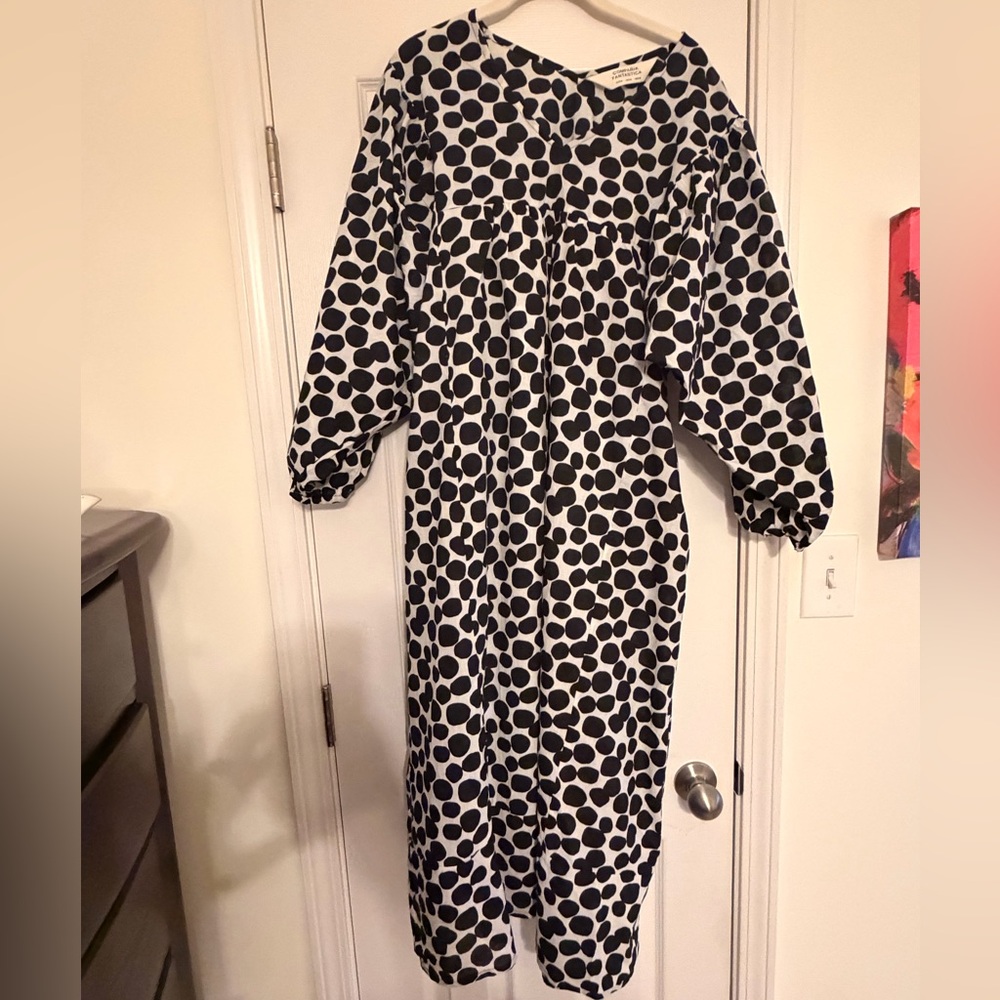 Polka Dot Maxi Dress with Balloon Sleeves - Black & White